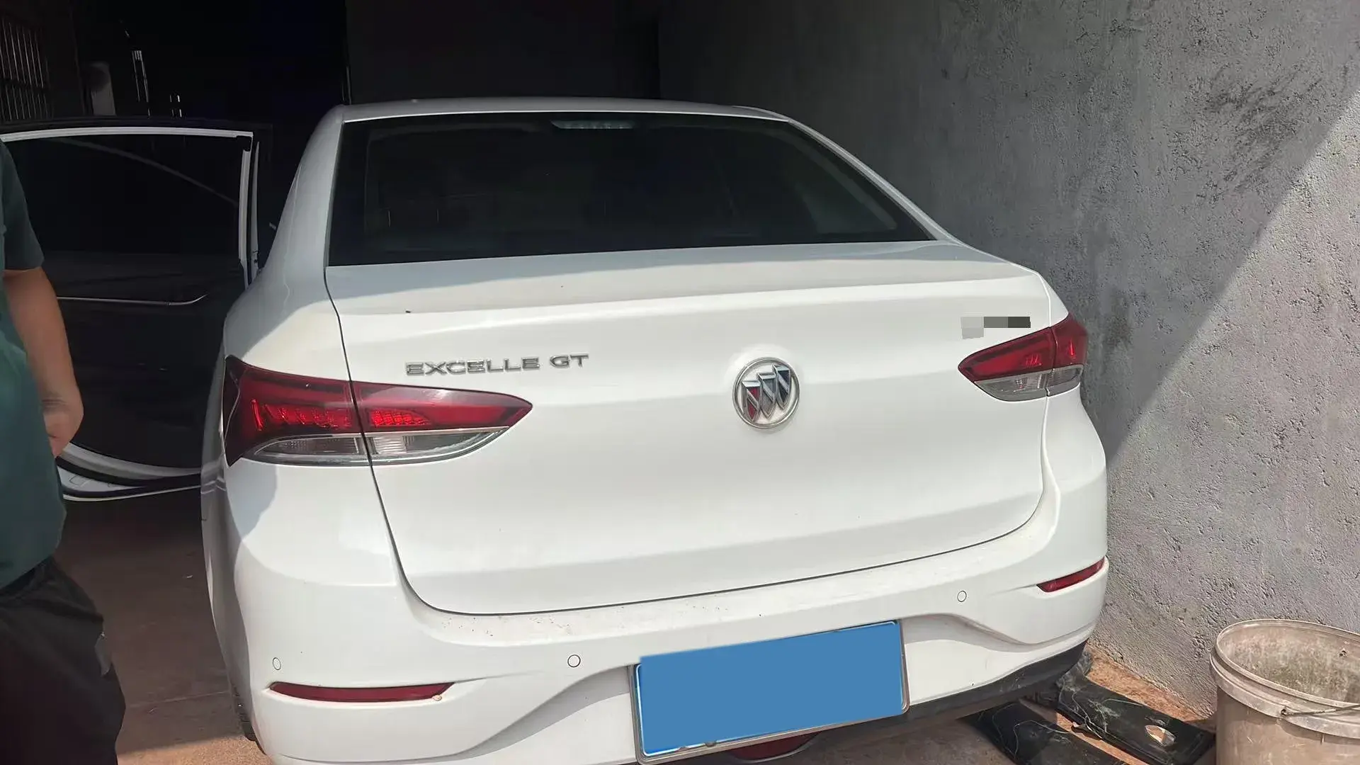 2020 BUICK REGAL thumbnail 3