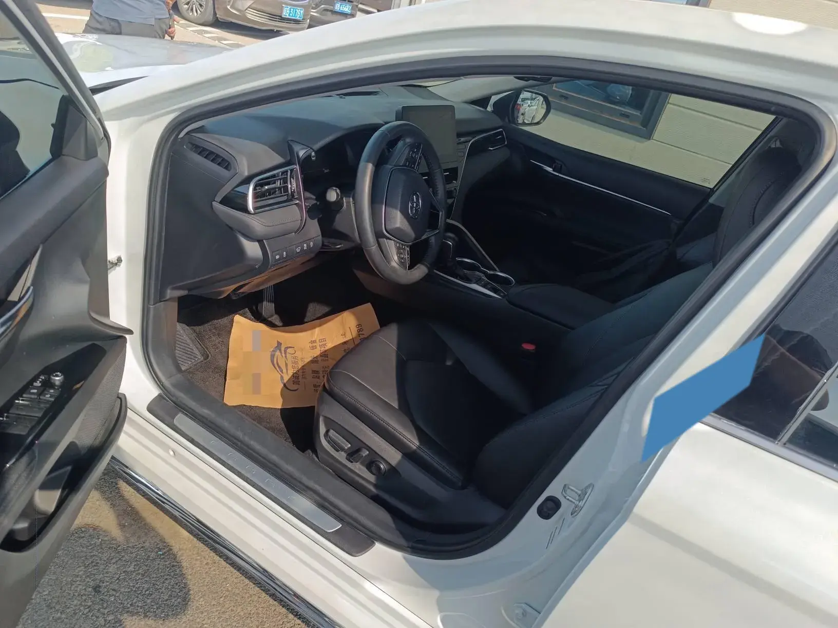 2021 TOYOTA CAMRY thumbnail 4