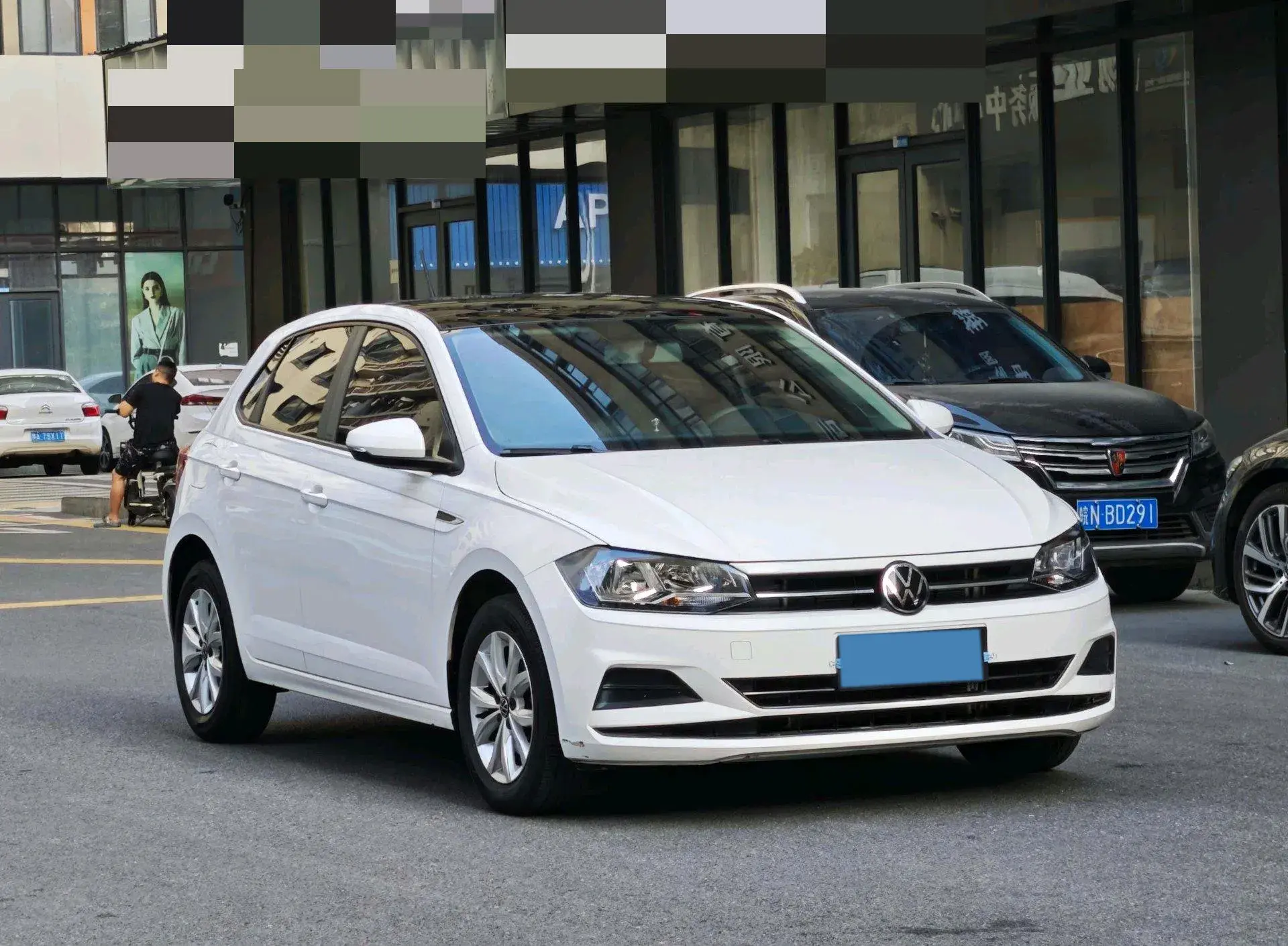 2021 VOLKSWAGEN POLO thumbnail 3