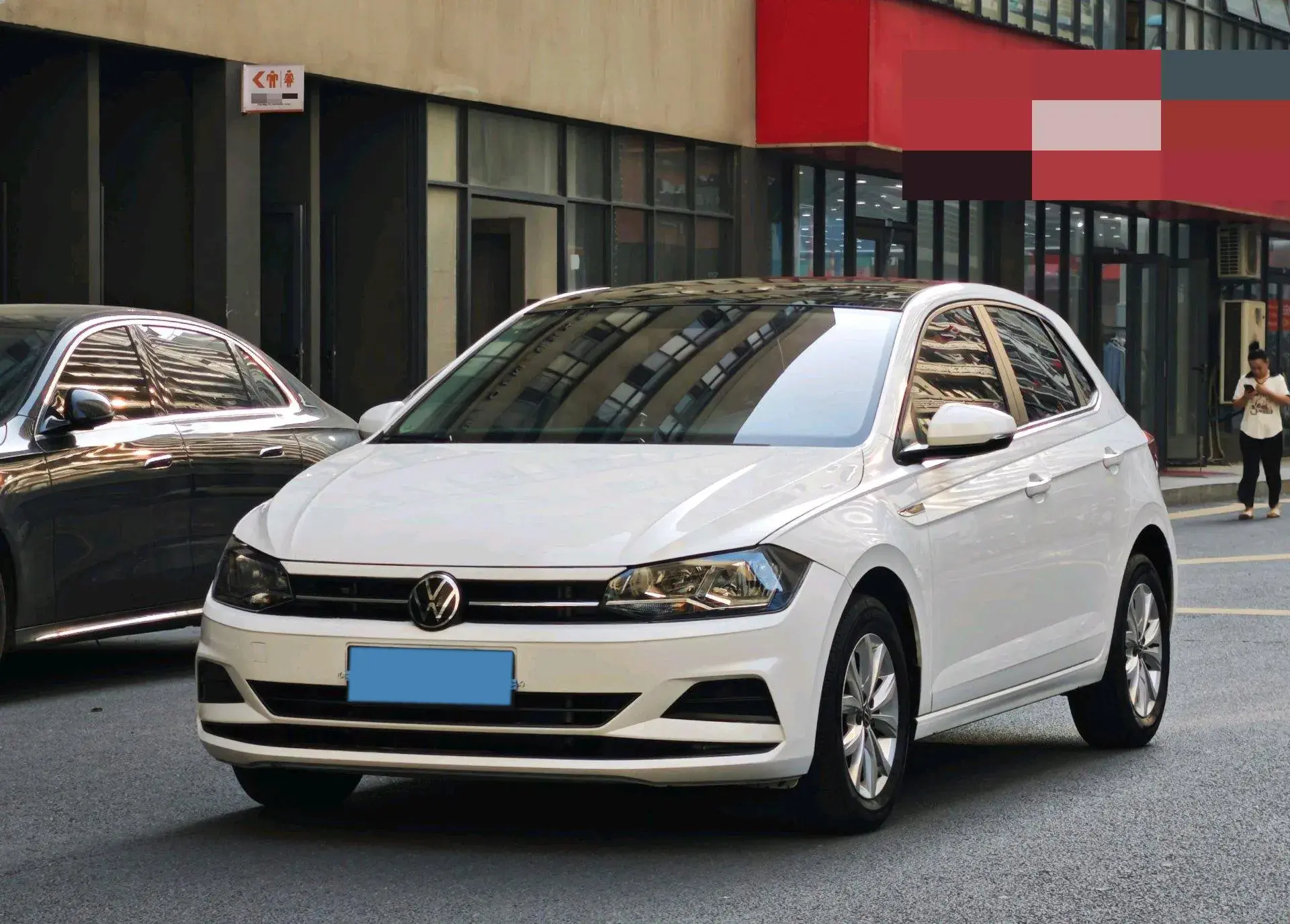 2021 VOLKSWAGEN POLO view 1