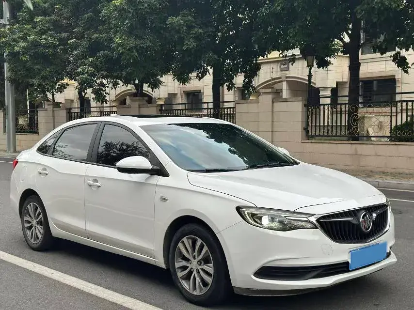 2019 BUICK EXCELLE thumbnail 3