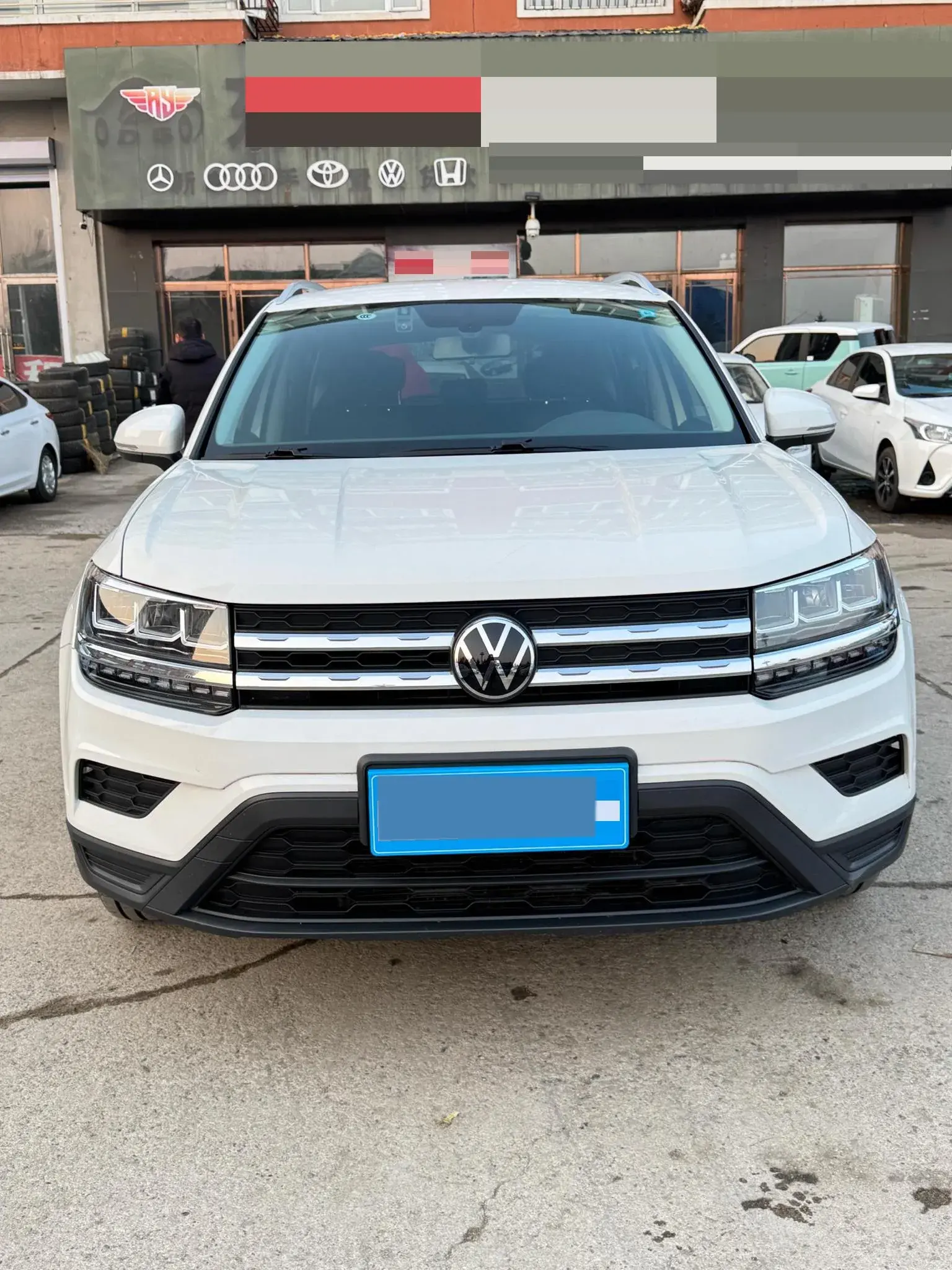 2022 VOLKSWAGEN THARU thumbnail 2