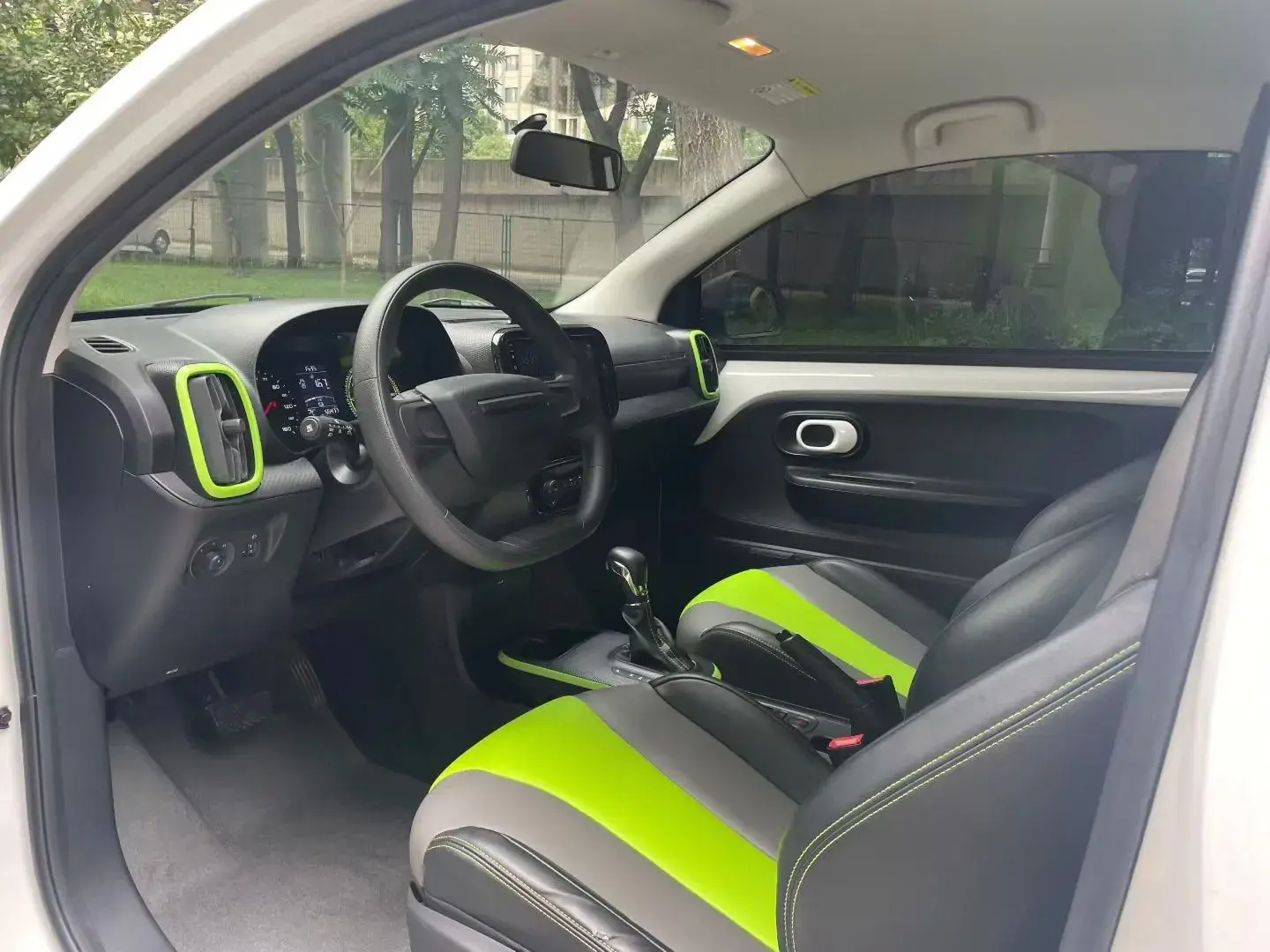 2021 ROEWE CLEVER thumbnail 4