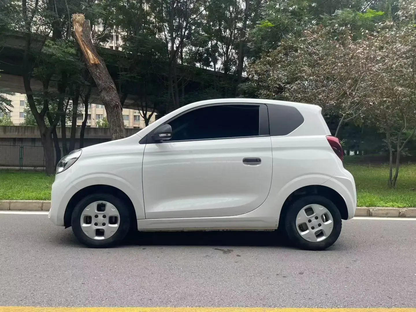 2021 ROEWE CLEVER thumbnail 3