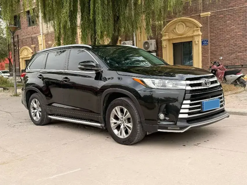 2018 TOYOTA HIGHLANDER thumbnail 2