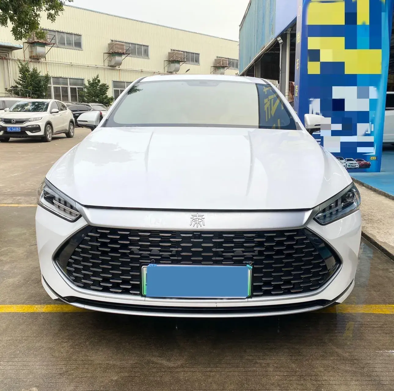 2023 BYD QIN thumbnail 2