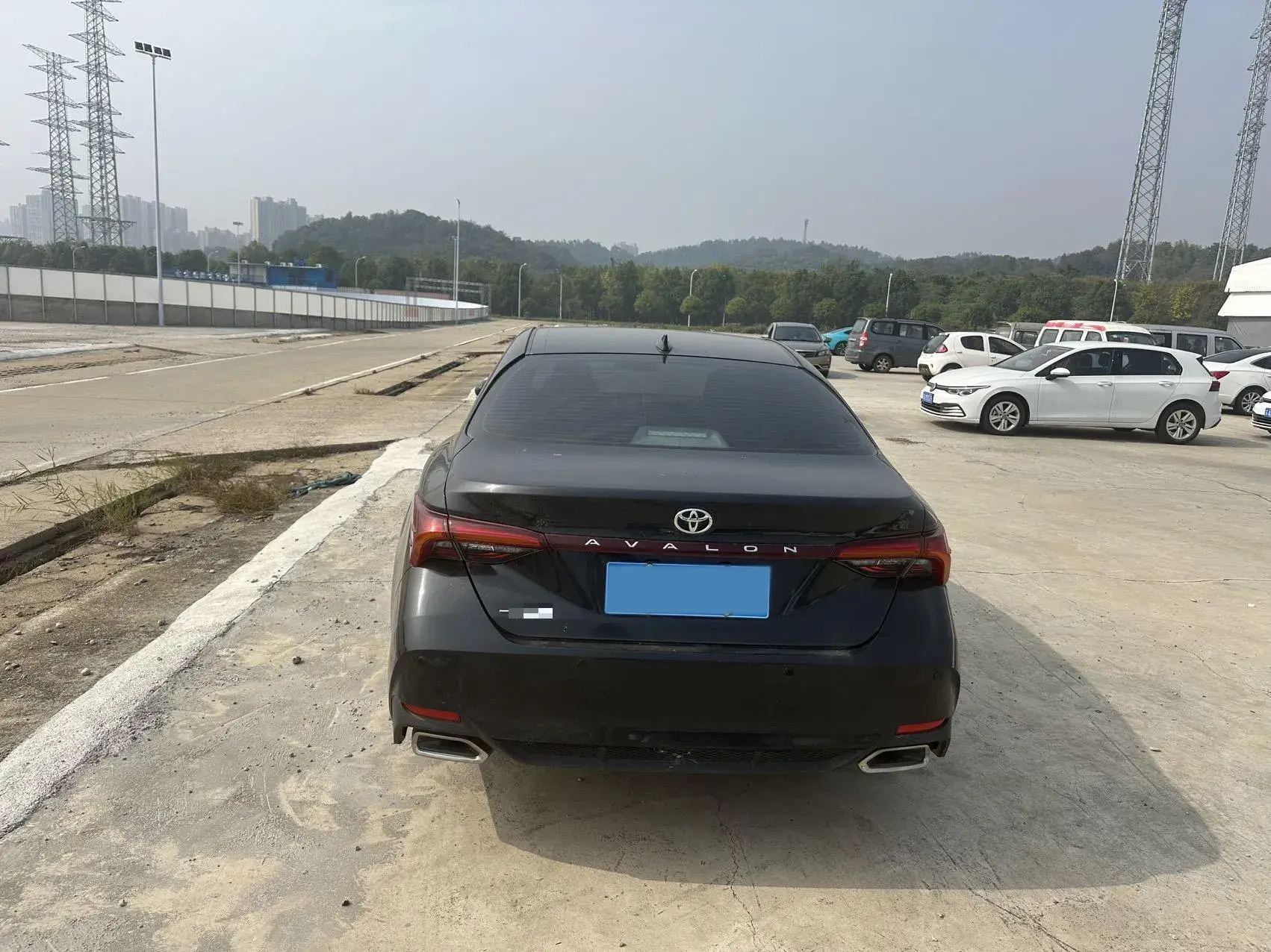 2022 TOYOTA AVALON thumbnail 4