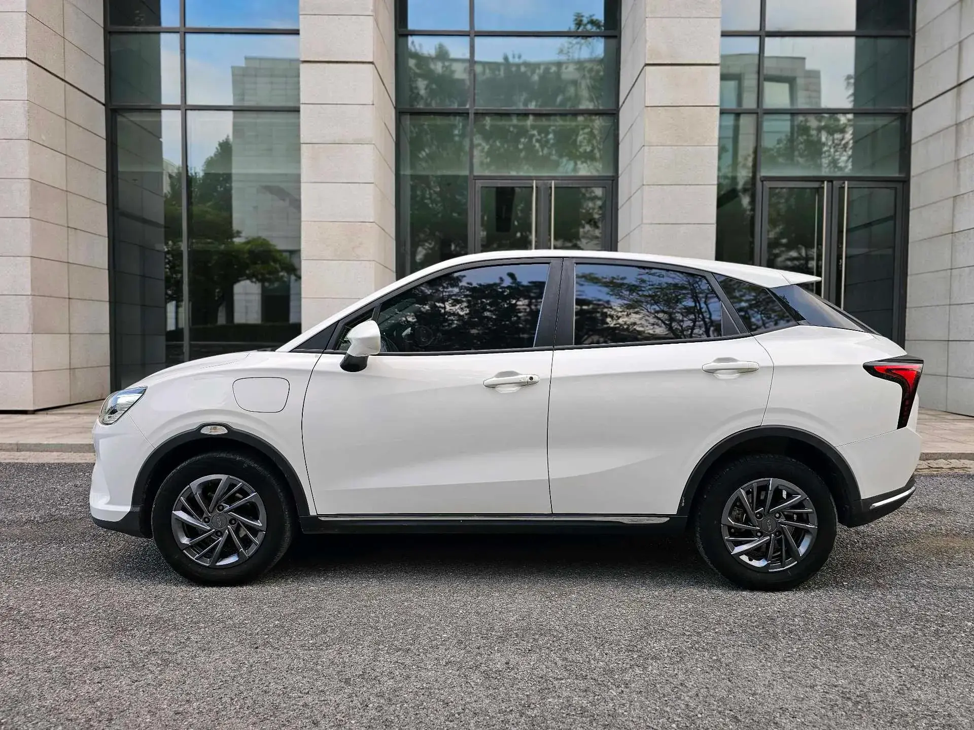 2022 NETA V thumbnail 2