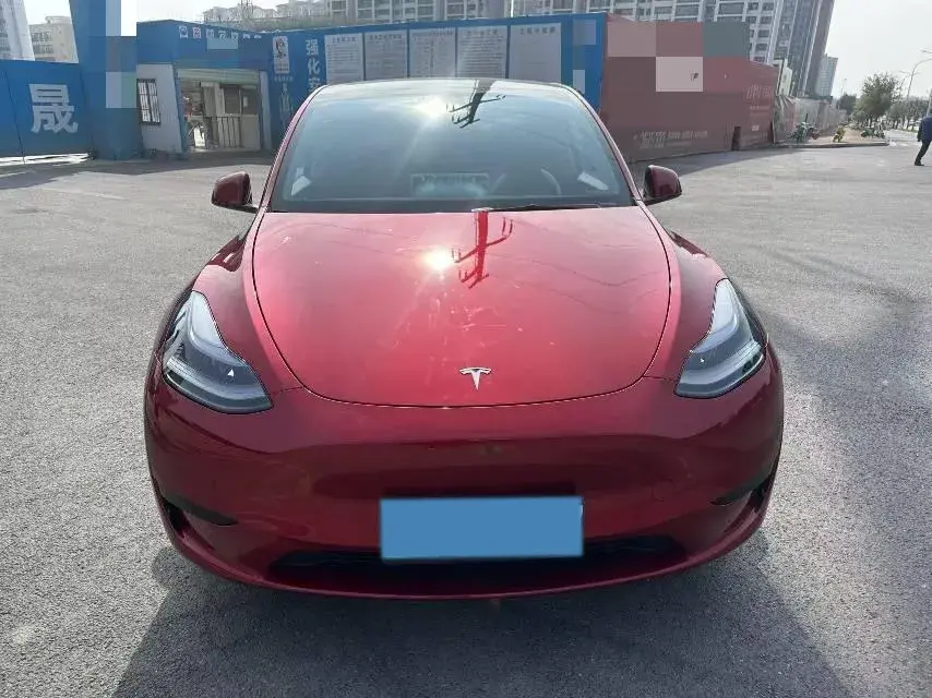 2024 TESLA MODEL thumbnail 3