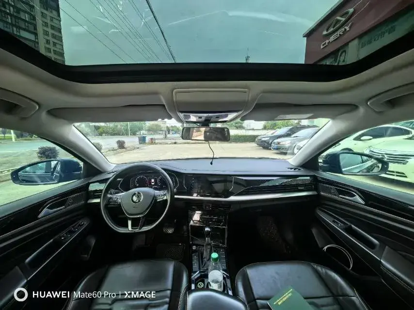 2020 VOLKSWAGEN PASSAT thumbnail 4