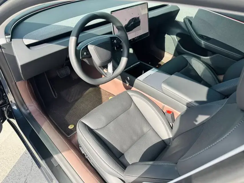 2023 TESLA MODEL thumbnail 2