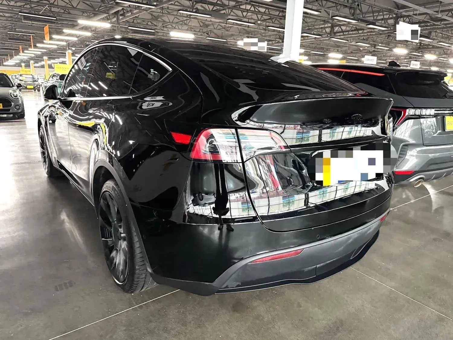 2022 TESLA MODEL thumbnail 2