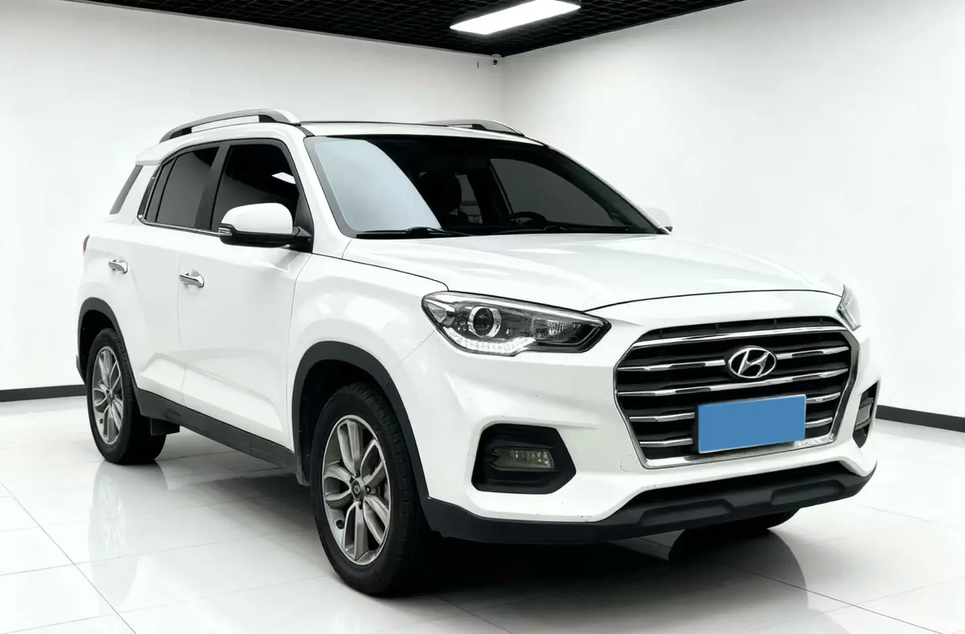 2018 HYUNDAI IX35 thumbnail 3