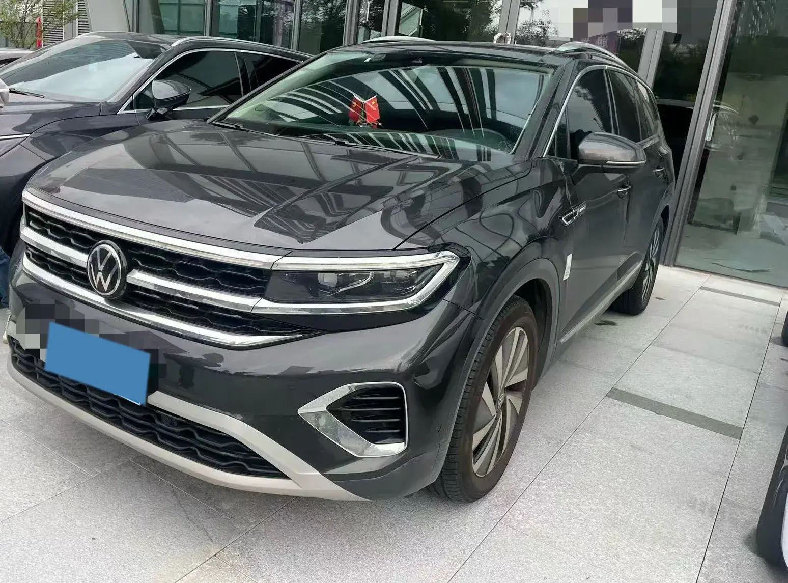 2022 VOLKSWAGEN TALAGON view 1