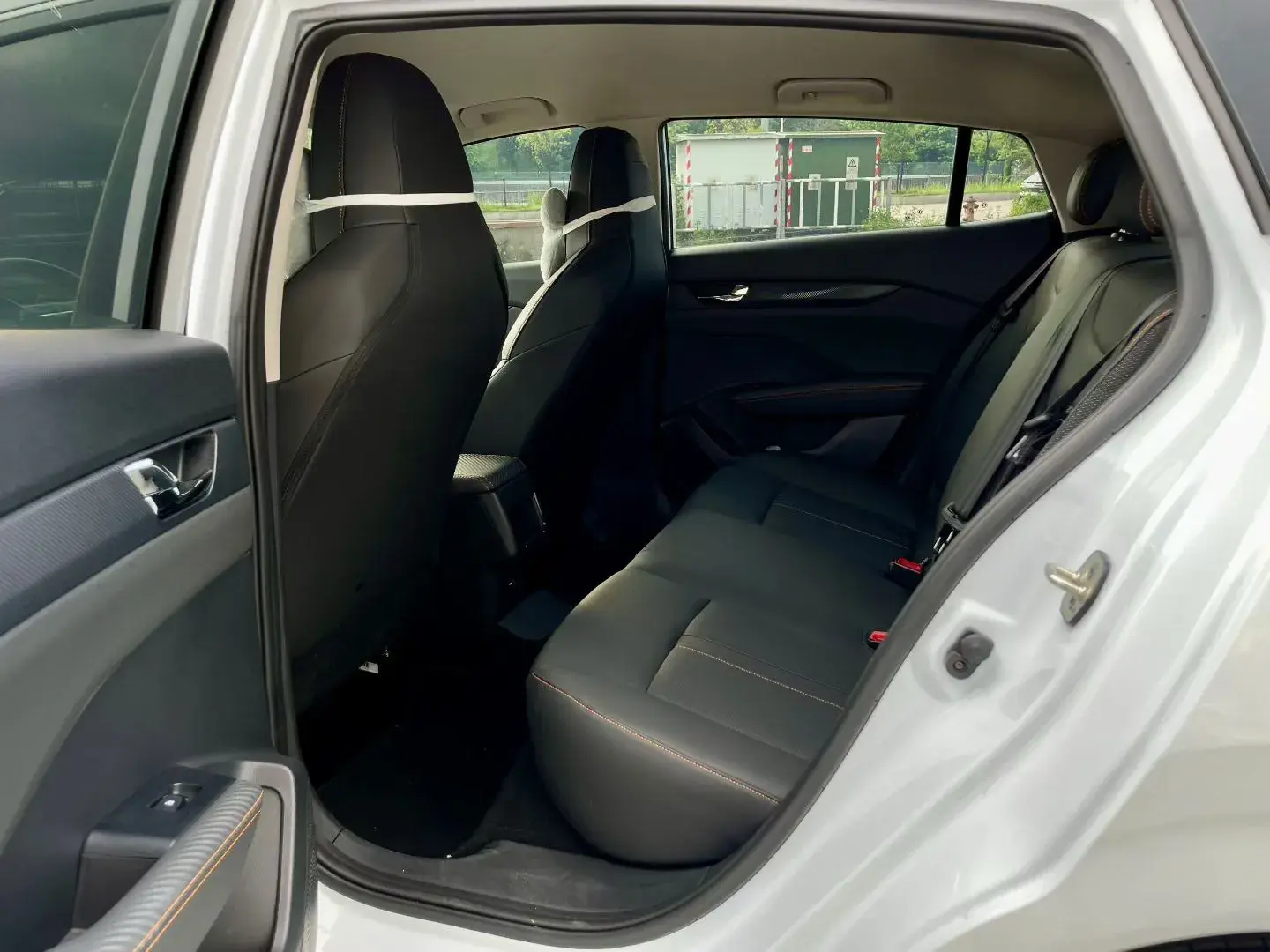 2024 DONGFENG AEOLUS thumbnail 2