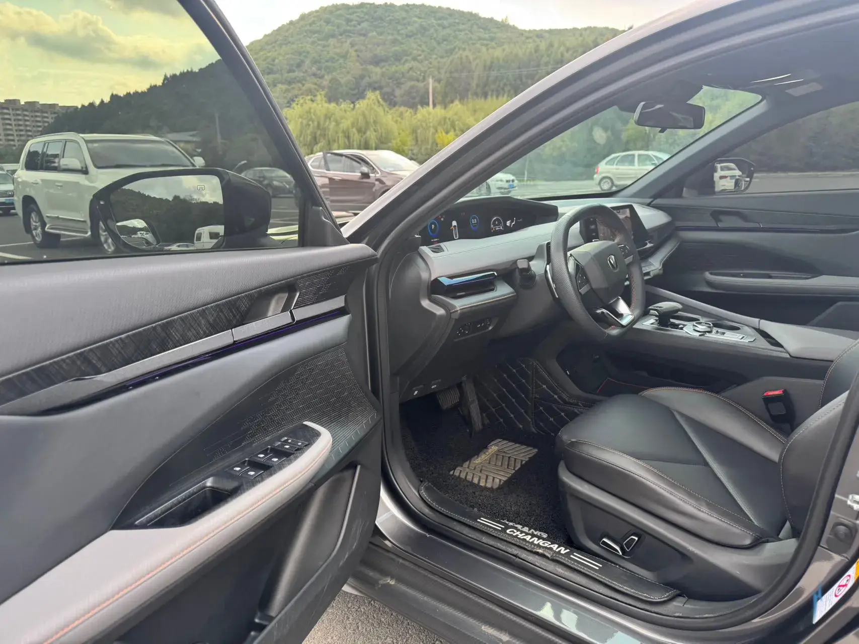 2022 CHANGAN UNI-V thumbnail 4