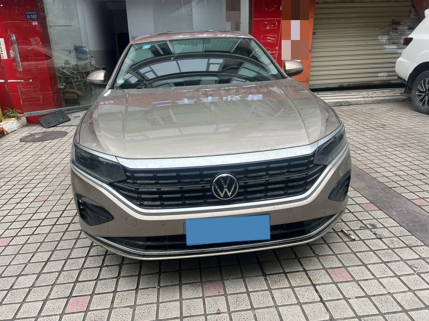 2022 VOLKSWAGEN PASSAT thumbnail 2