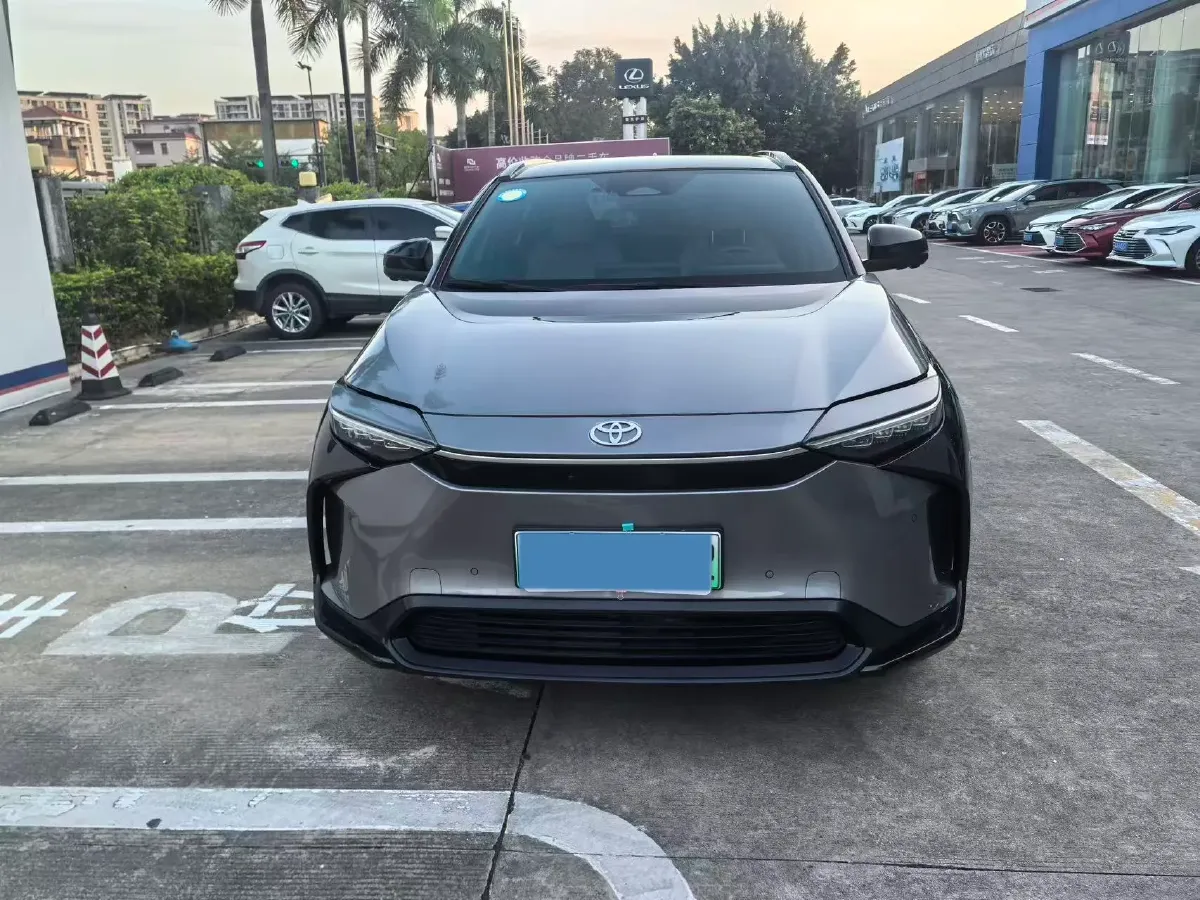 2022 Toyota bZ4X BEV 66.7KWH,autocango,china used car exporter,china ev exporter,chinese used car exporter,chinese used ev exporter