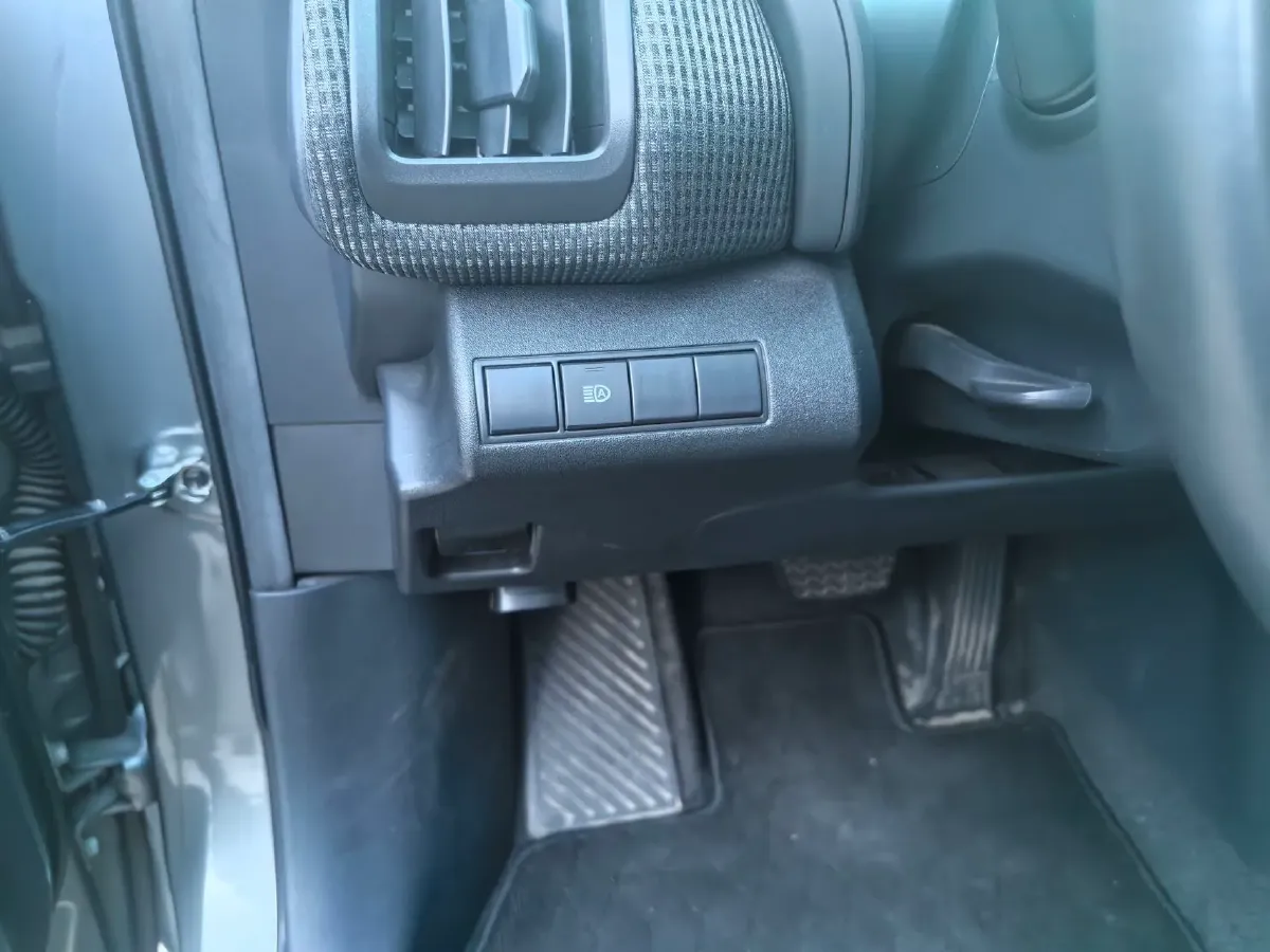 2022 Toyota bZ4X BEV 66.7KWH,autocango,china used car exporter,china ev exporter,chinese used car exporter,chinese used ev exporter