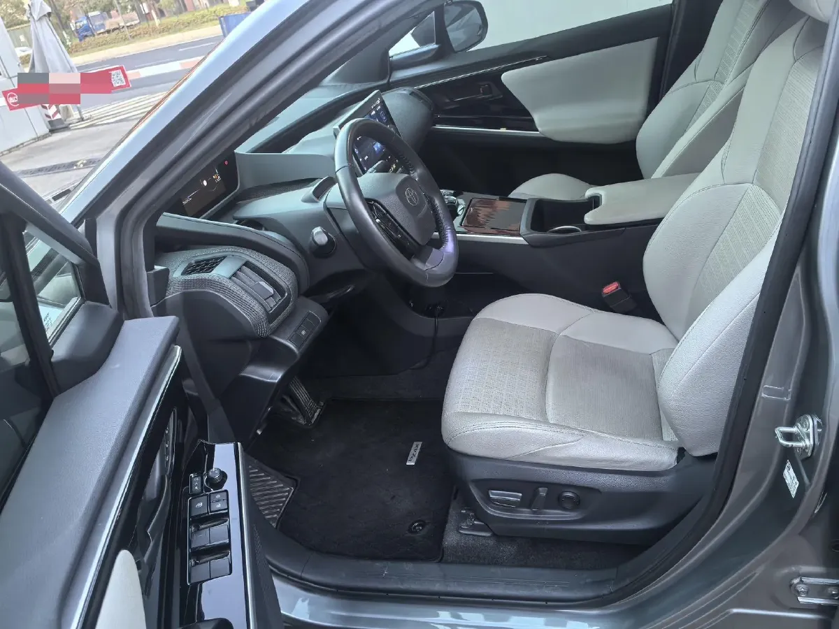 2022 Toyota bZ4X BEV 66.7KWH,autocango,china used car exporter,china ev exporter,chinese used car exporter,chinese used ev exporter