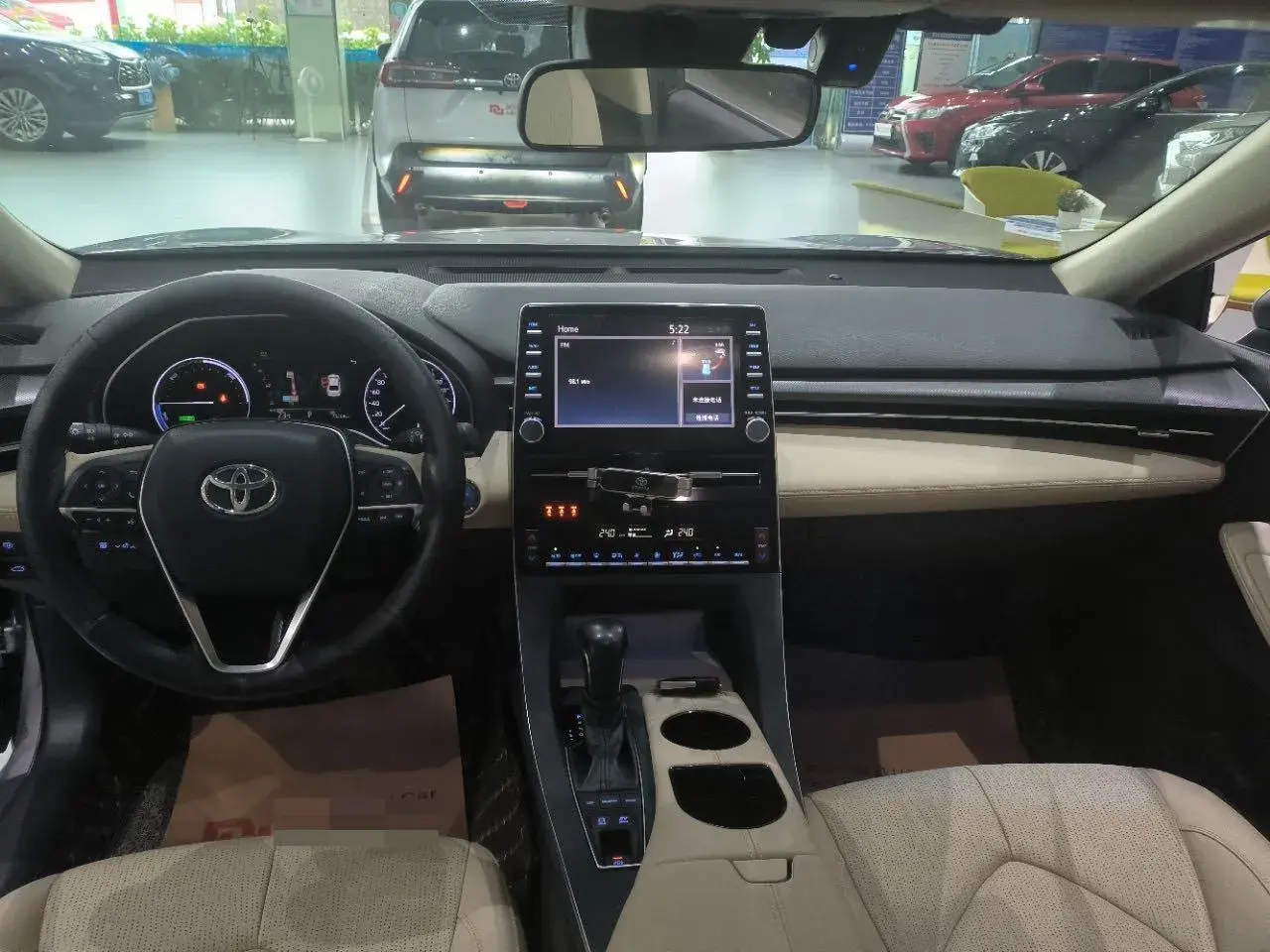 2019 TOYOTA AVALON thumbnail 4