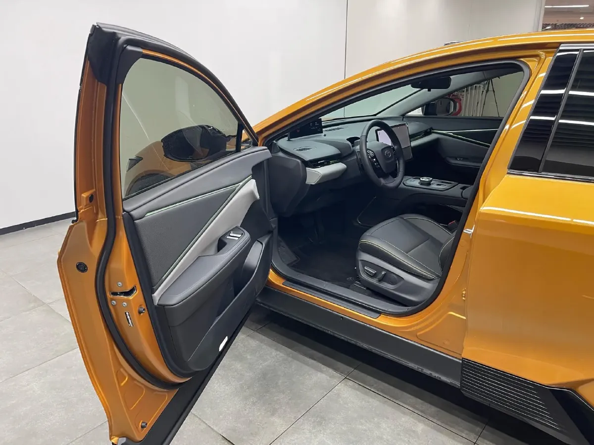 2025 Toyota bZ5 BEV,autocango,china used car exporter,china ev exporter,chinese used car exporter,chinese used ev exporter