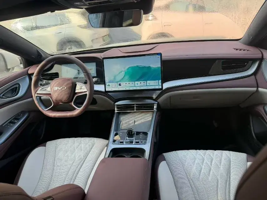 2025 BYD SEAL07 thumbnail 4