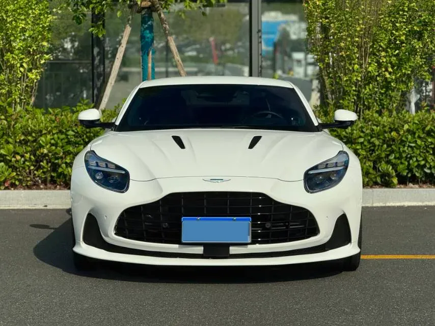 2025 Aston Martin DB12 4.0T 680HP V8 8AT,autocango,china used car exporter,china ev exporter,chinese used car exporter,chinese used ev exporter