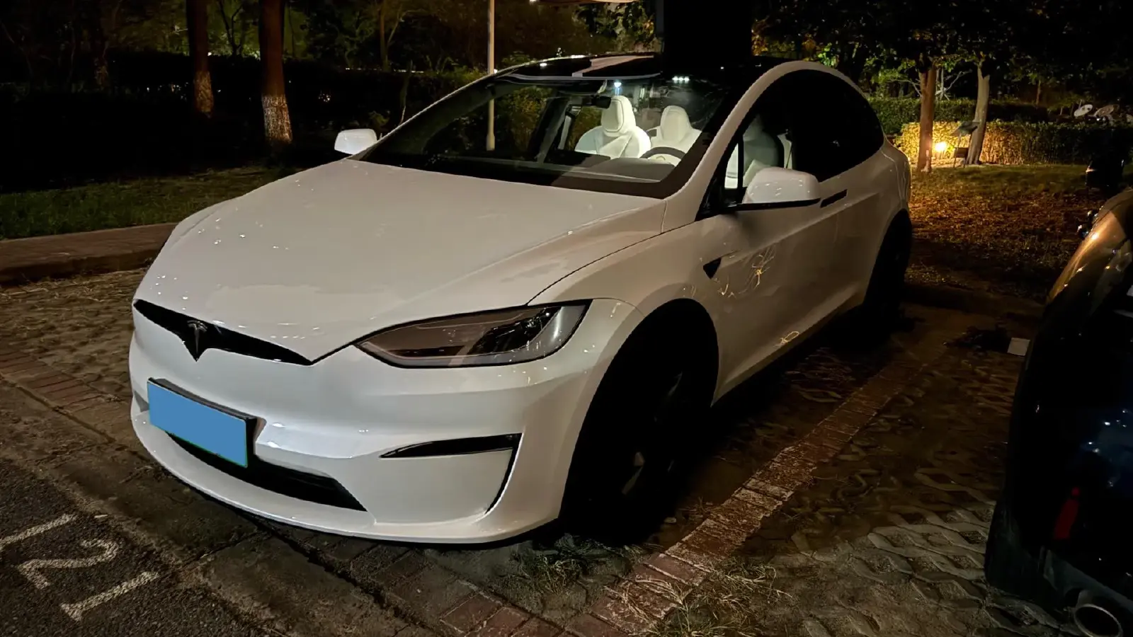 2023 Tesla Model X BEV 100KWH