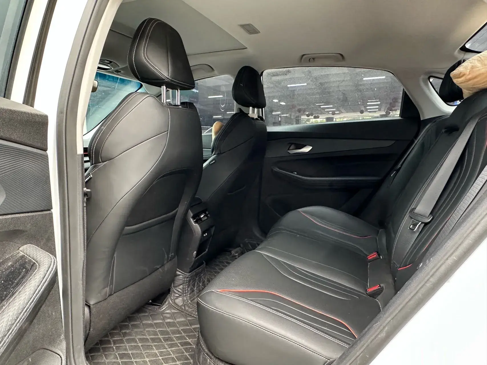 2022 GEELY BINRAY thumbnail 4