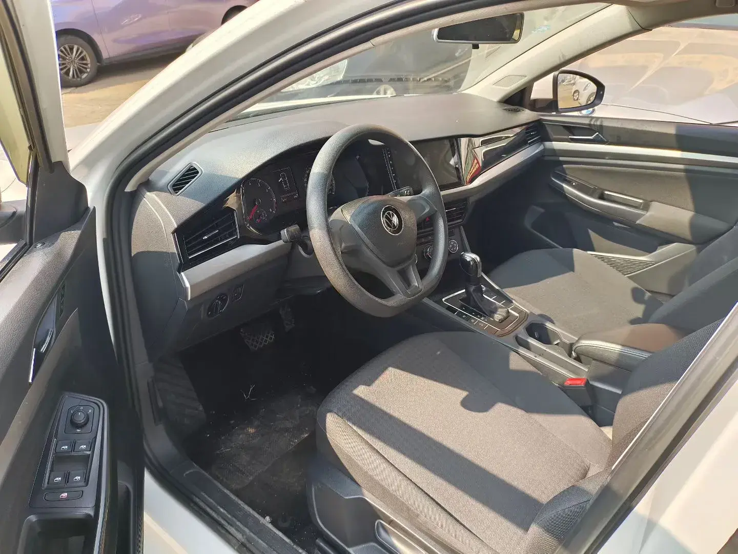 2020 VOLKSWAGEN BORA thumbnail 2