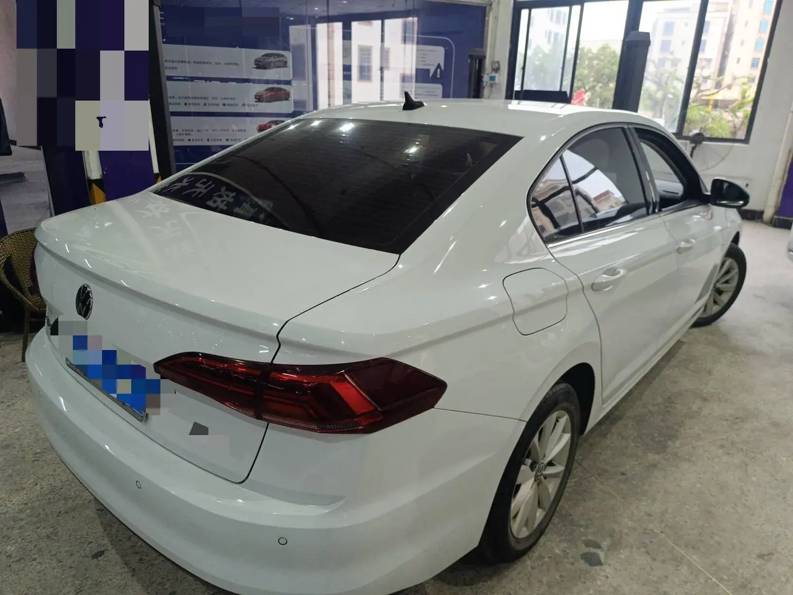 2021 VOLKSWAGEN BORA thumbnail 4