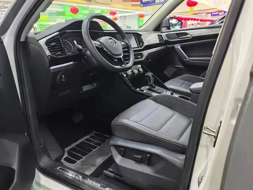 2019 VOLKSWAGEN TAYRON thumbnail 4