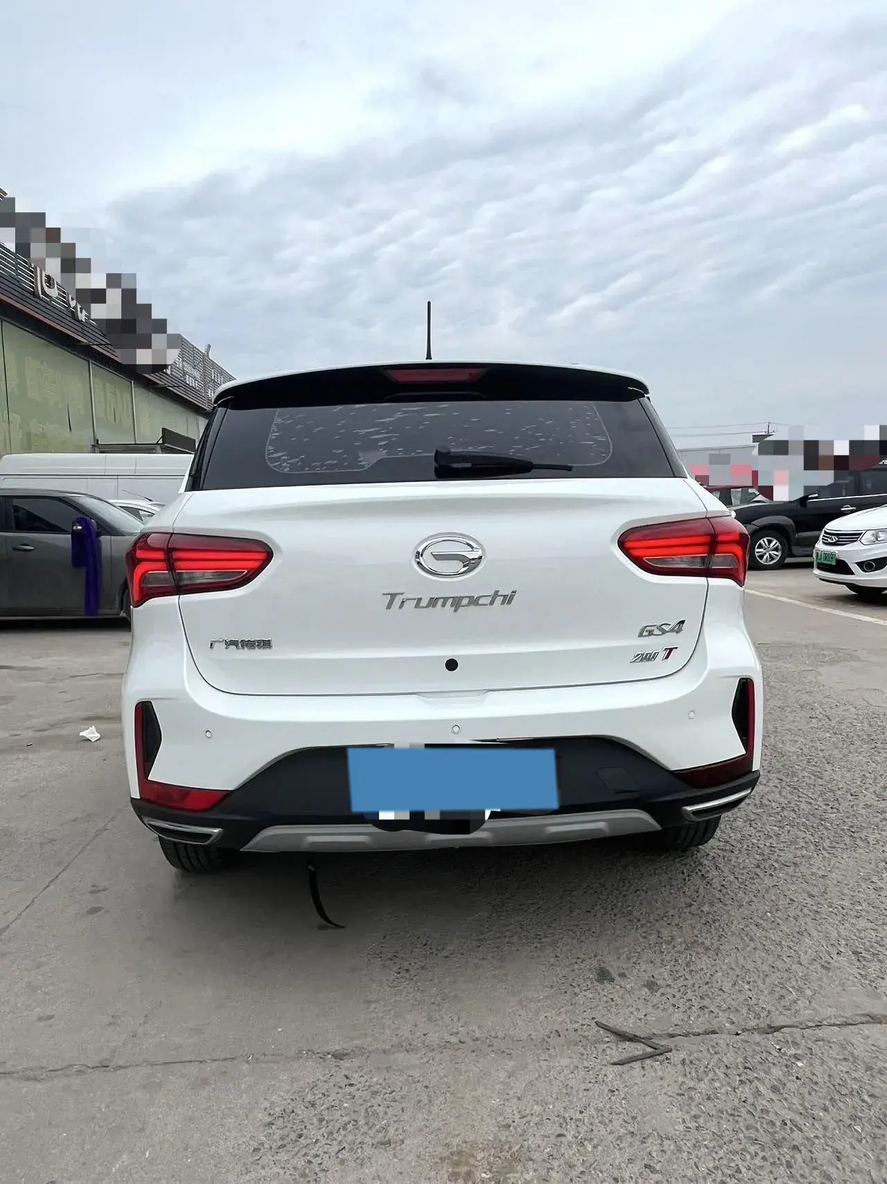 2017 GAC TRUMPCHI thumbnail 4