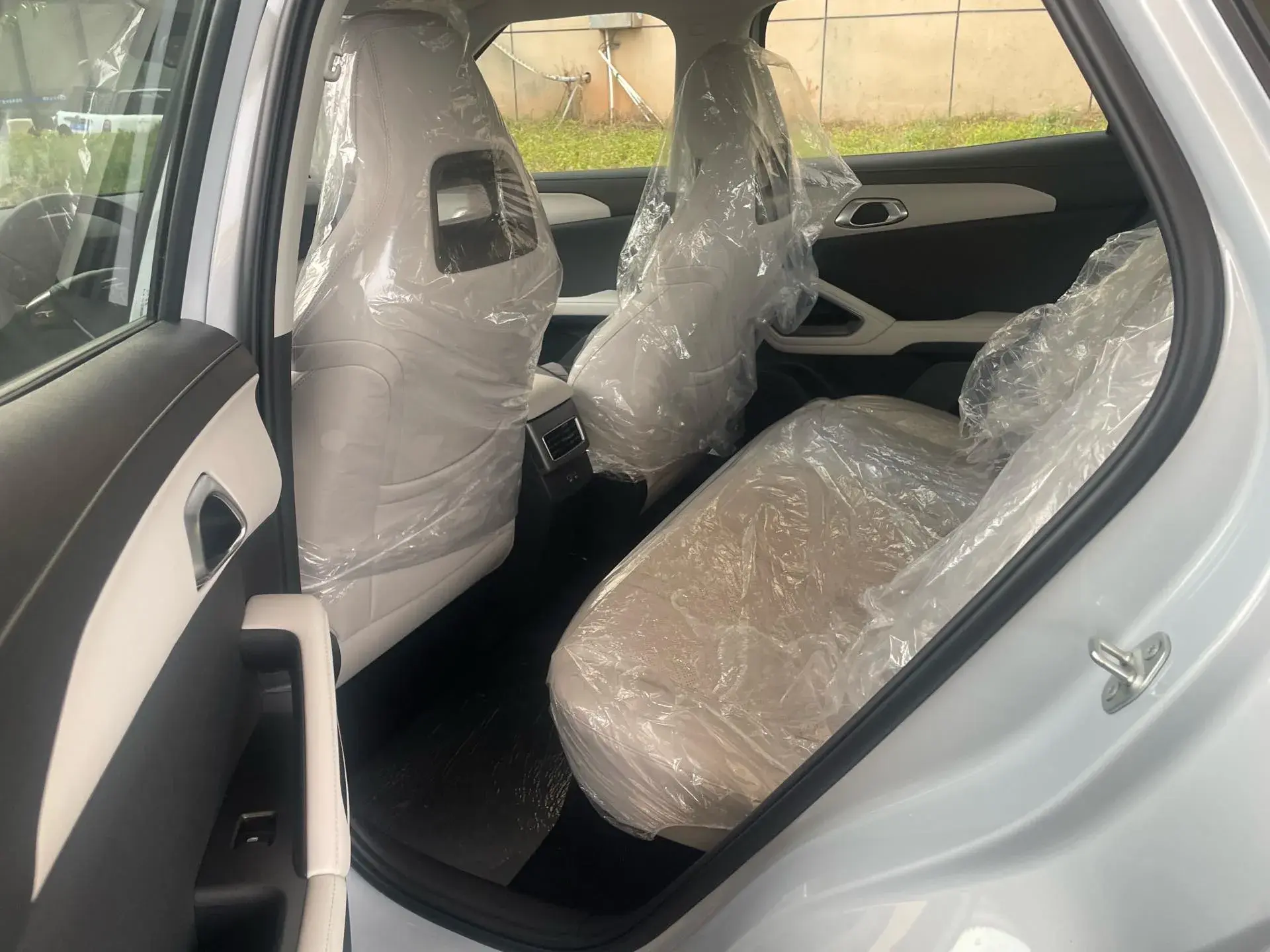 2025 BYD YUANUP thumbnail 3