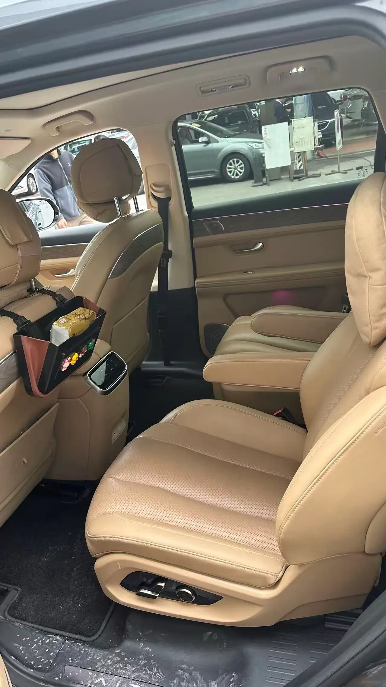 2022 AITO AITO thumbnail 4