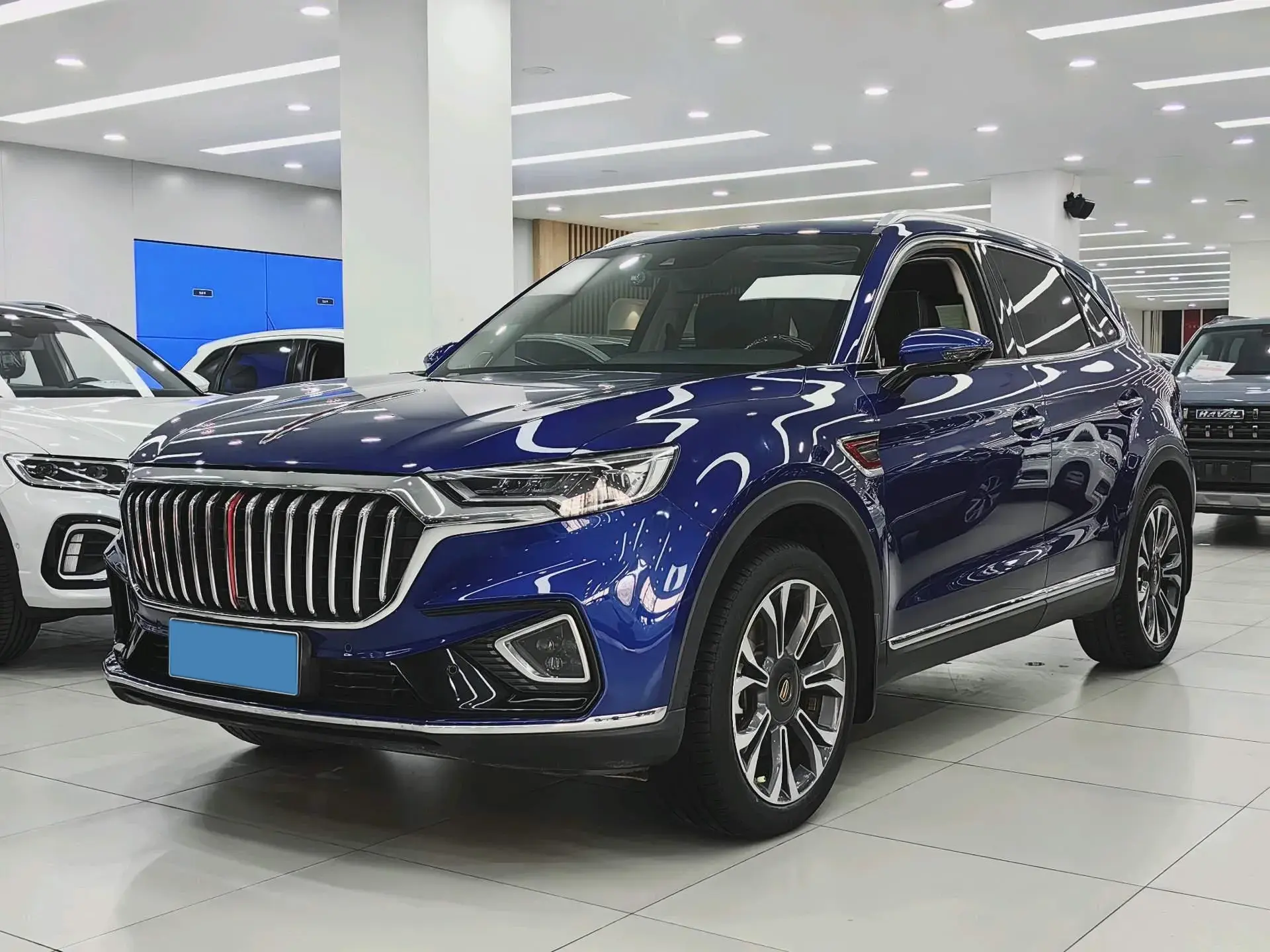 2019 HONGQI HS5 view 1