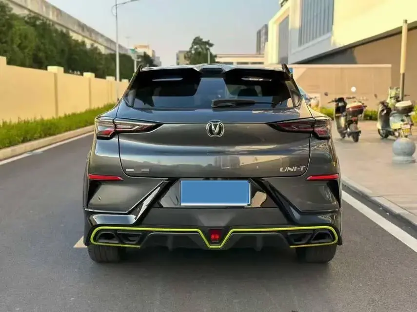 2022 CHANGAN UNI-T thumbnail 4