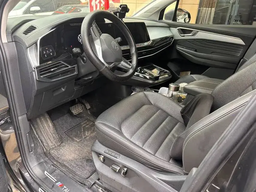 2021 VOLKSWAGEN TALAGON thumbnail 3