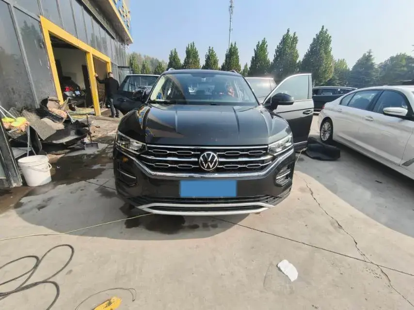 2021 VOLKSWAGEN TAYRON thumbnail 3