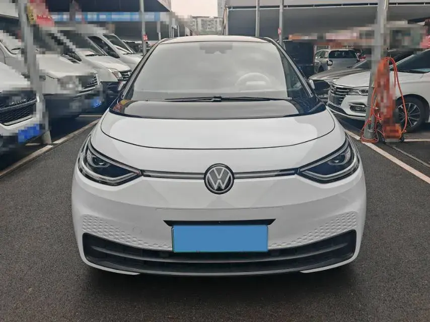 2025 VOLKSWAGEN ID.3 thumbnail 2