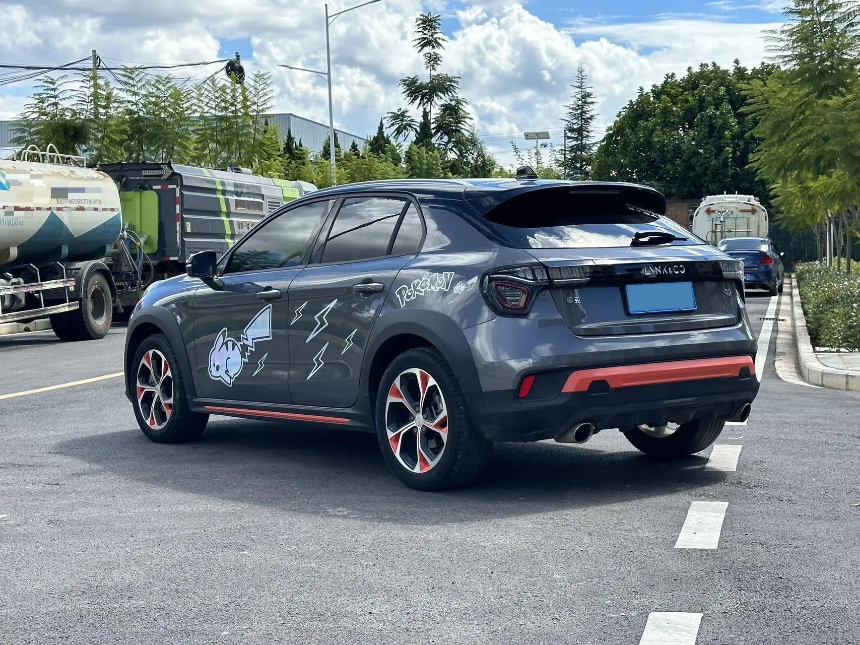 2018 LYNK&CO 02 thumbnail 4