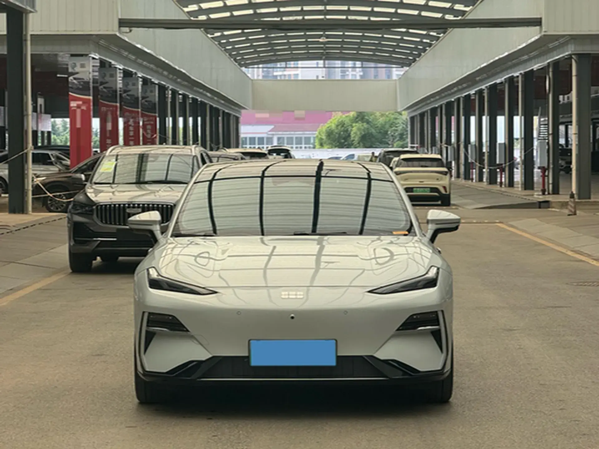 2025 GEELY GALAXY thumbnail 2