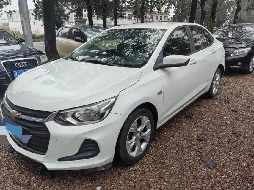 2020 CHEVROLET CAVALIER view 1