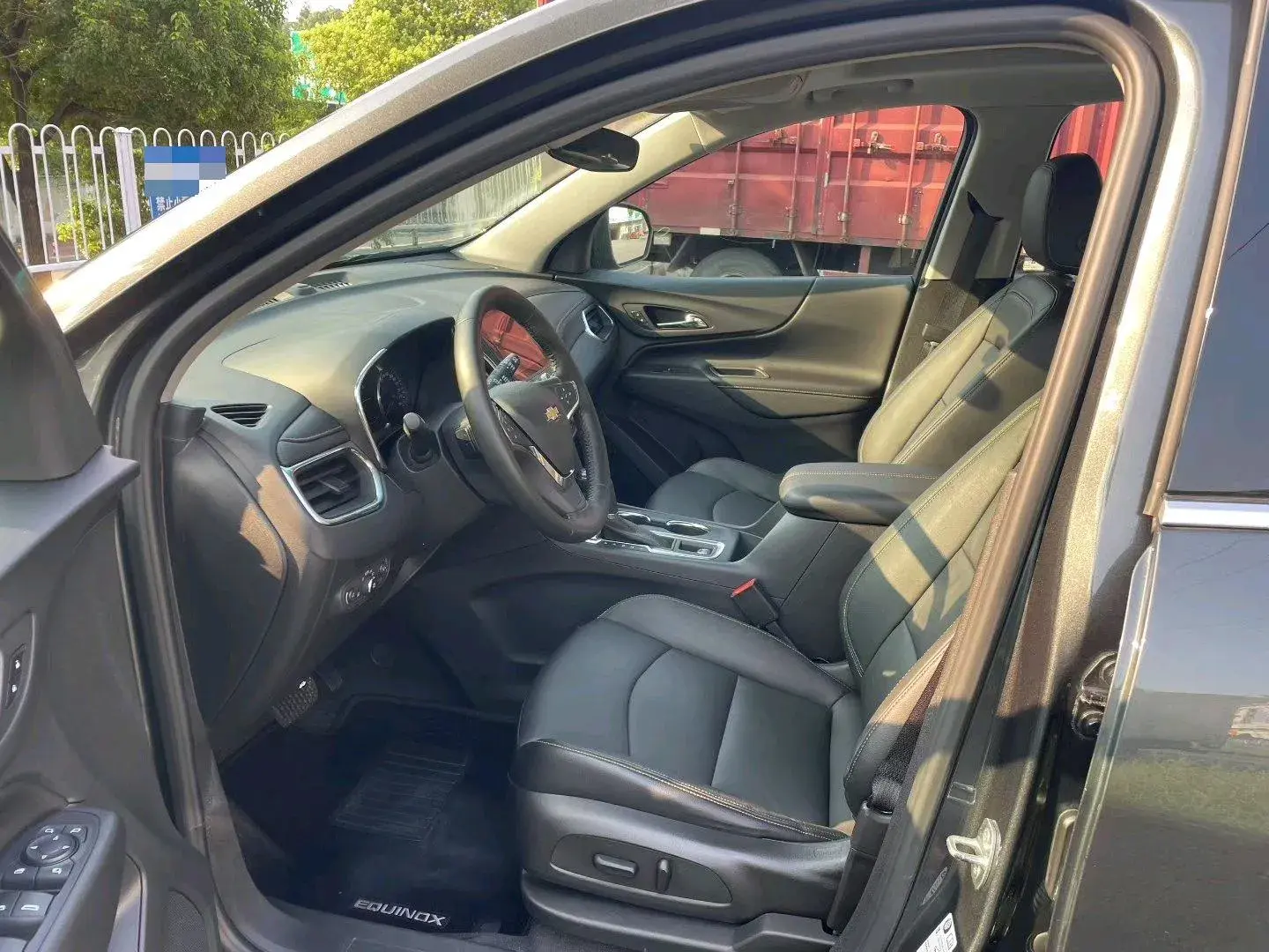 2018 CHEVROLET EQUINOX thumbnail 4