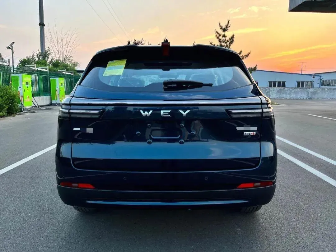 2022 WEY Latte 1.5T 156HP L4 2DHT PHEV 34KWH,autocango,china used car exporter,china ev exporter,chinese used car exporter,chinese used ev exporter