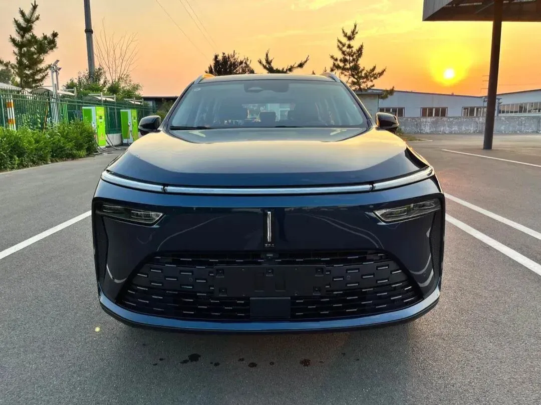 2022 WEY Latte 1.5T 156HP L4 2DHT PHEV 34KWH,autocango,china used car exporter,china ev exporter,chinese used car exporter,chinese used ev exporter