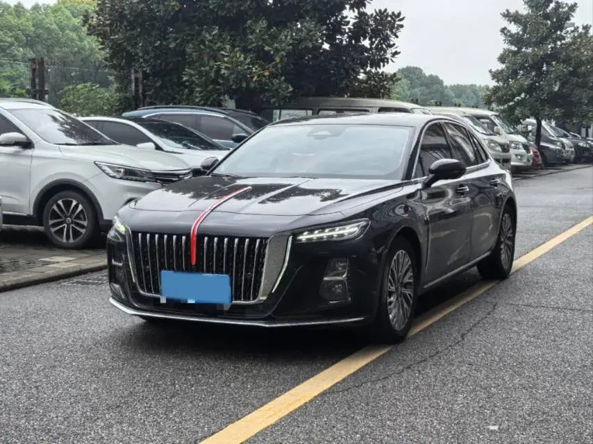 2023 HongQi H5 2.0T 224HP L4 8AT