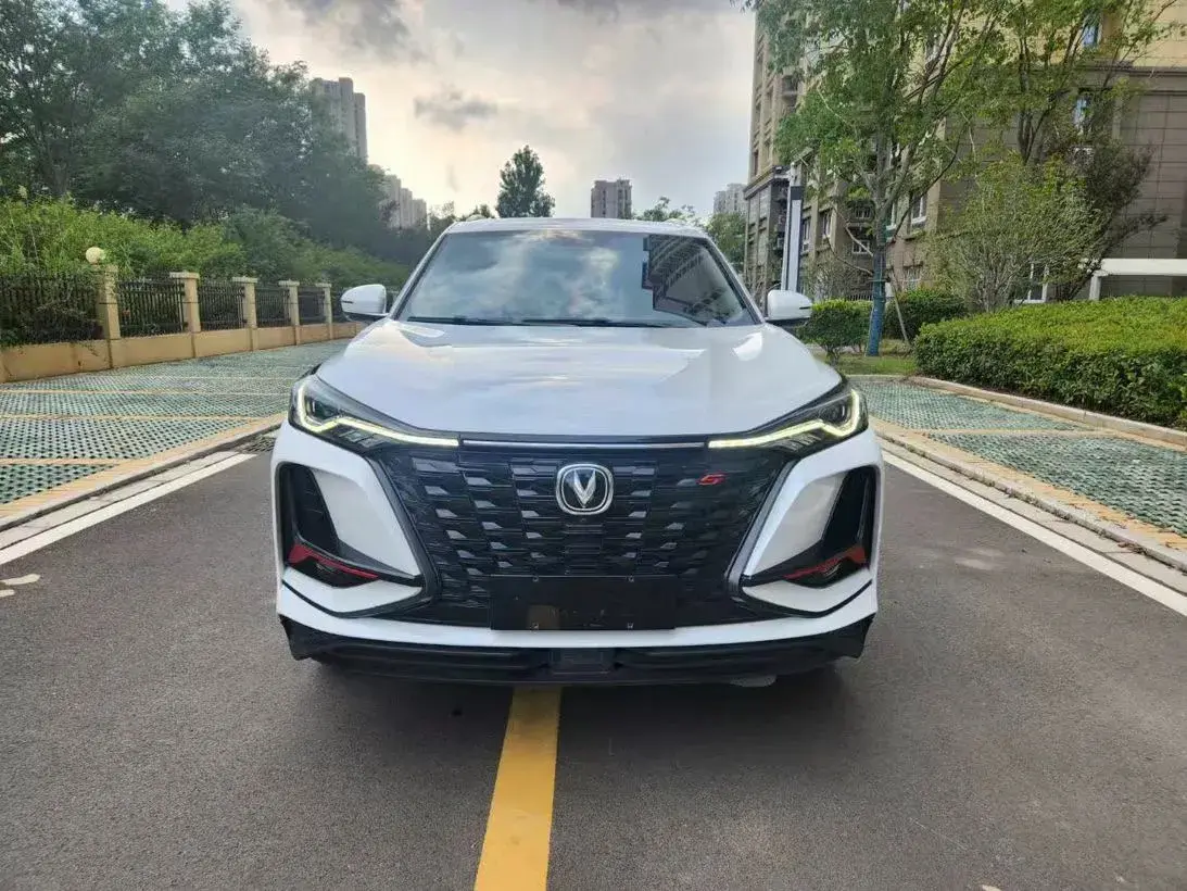 2022 CHANGAN CS75 thumbnail 2