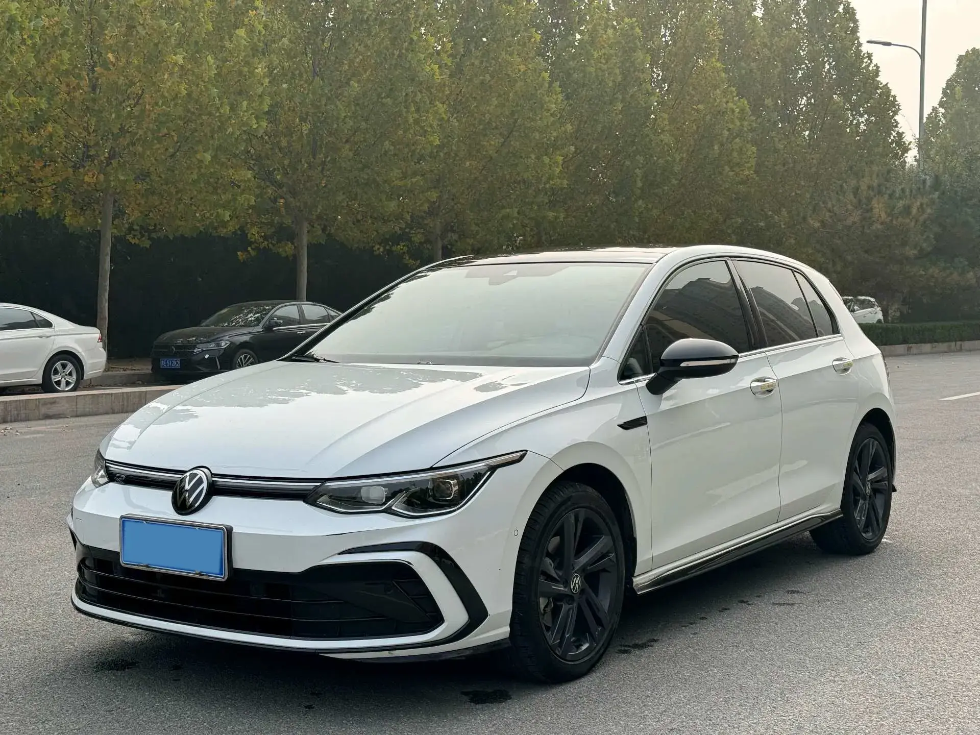 2021 VOLKSWAGEN GOLF view 1